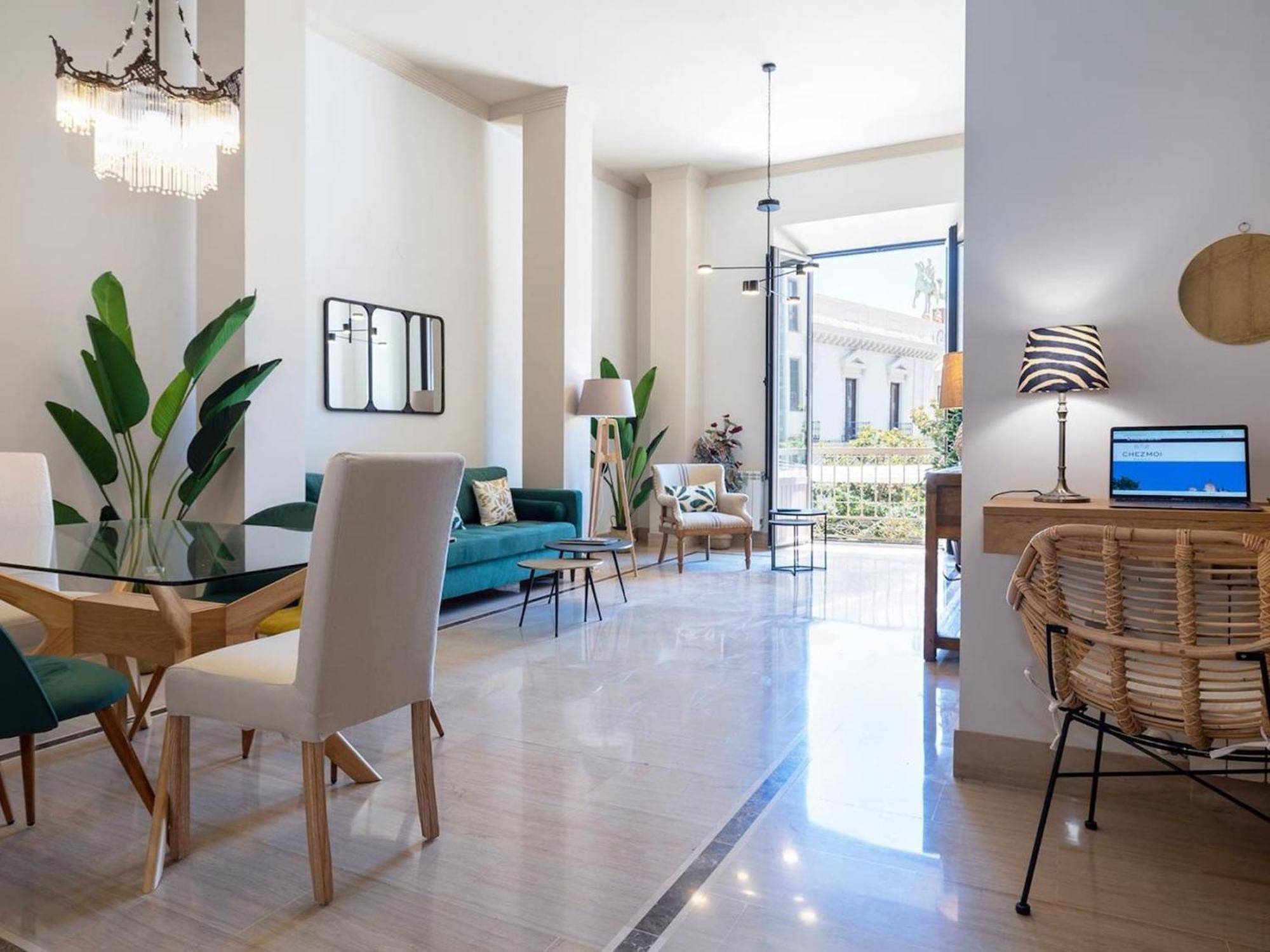 Chezmoihomes Town Hall Apartment グラナダ エクステリア 写真