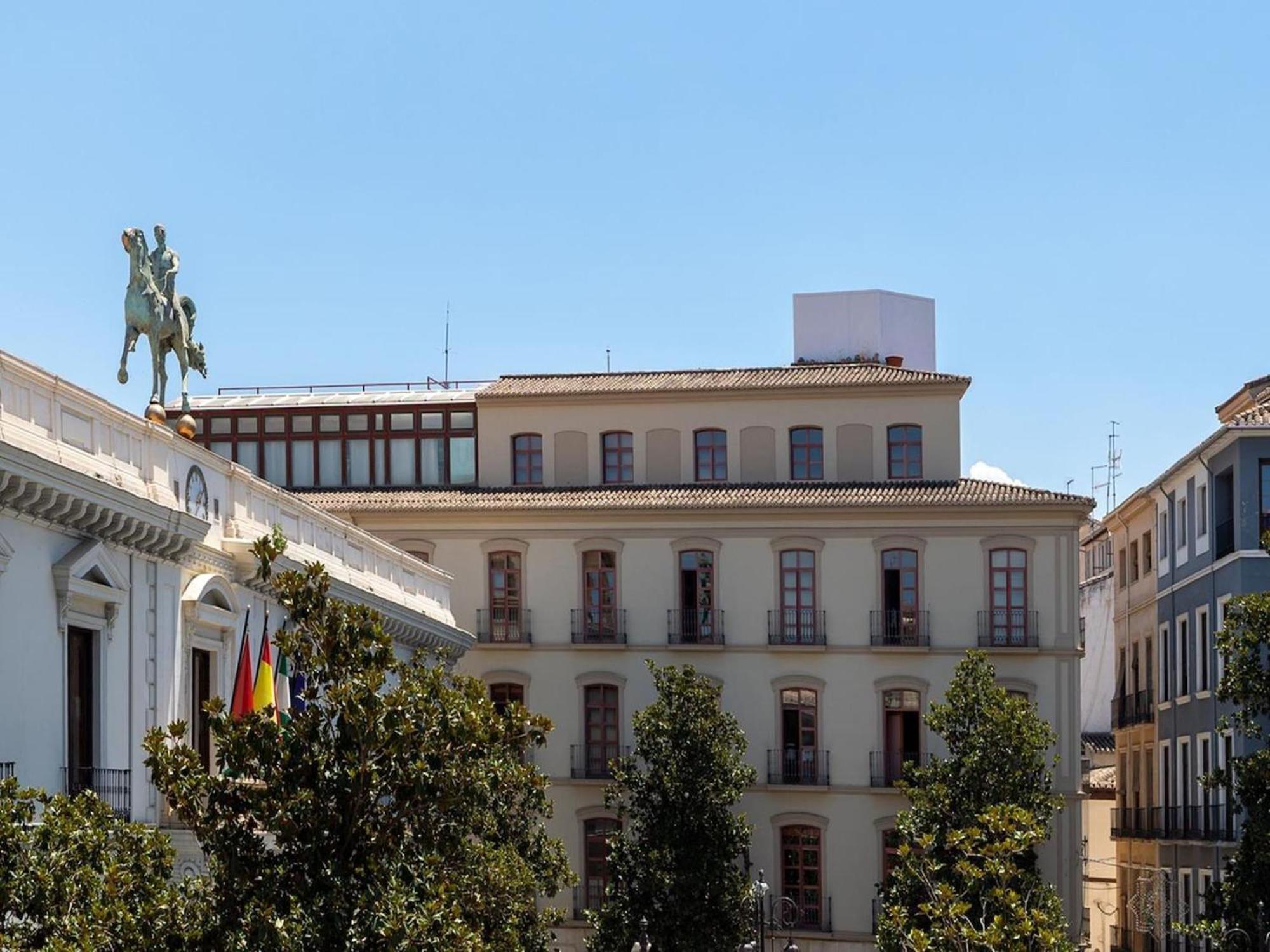 Chezmoihomes Town Hall Apartment グラナダ エクステリア 写真
