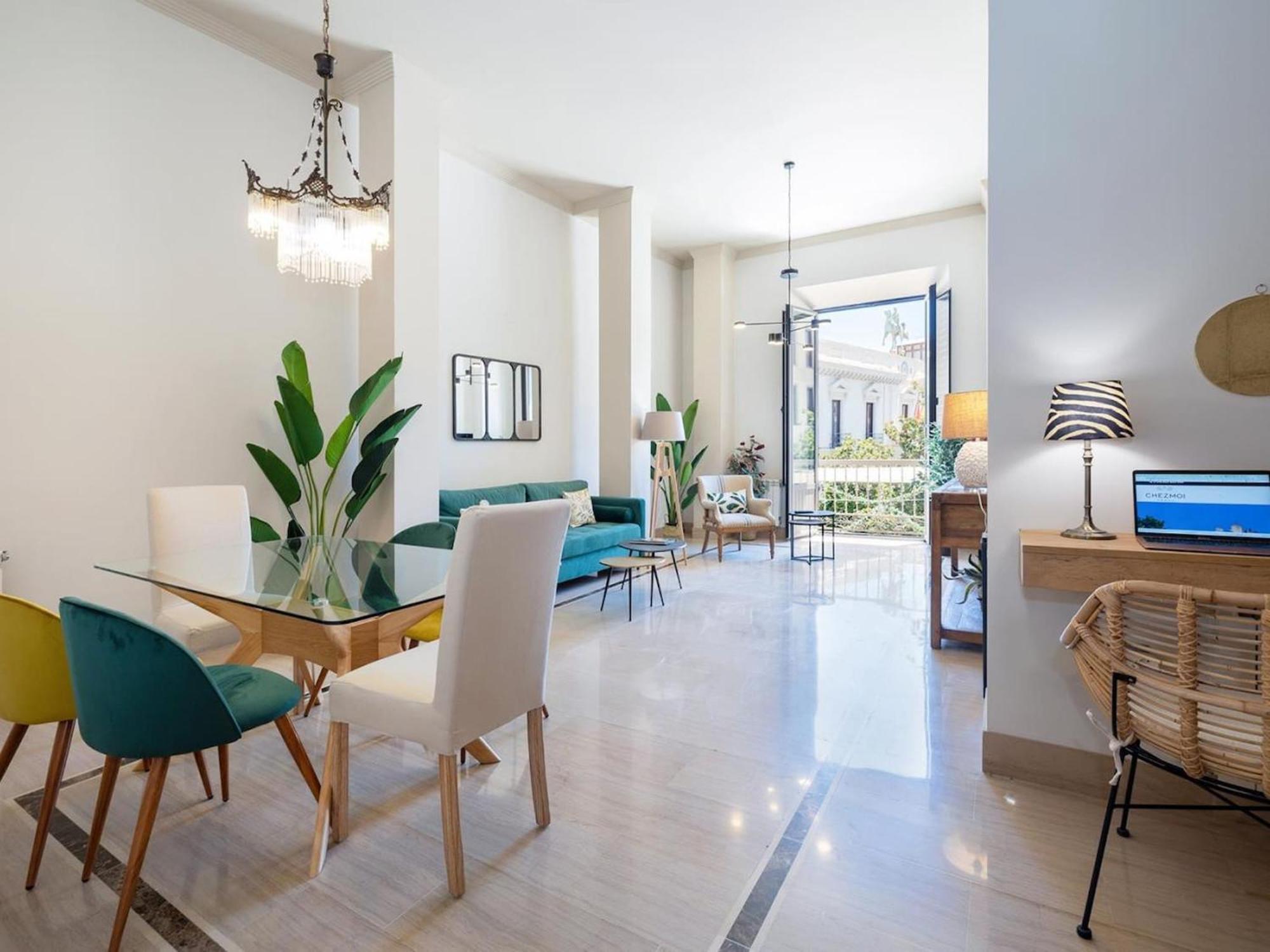 Chezmoihomes Town Hall Apartment グラナダ エクステリア 写真