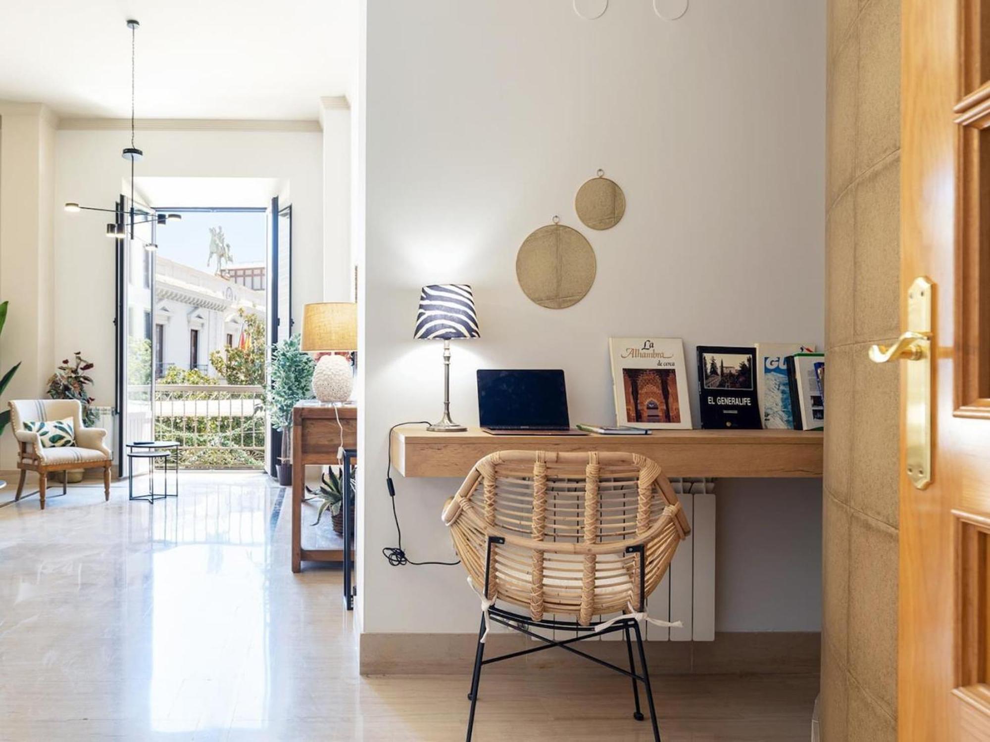Chezmoihomes Town Hall Apartment グラナダ エクステリア 写真